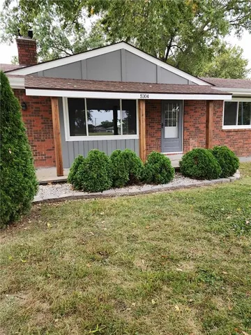 $272,500 | 5304 Frederick Avenue, St. Joseph, MO 64506