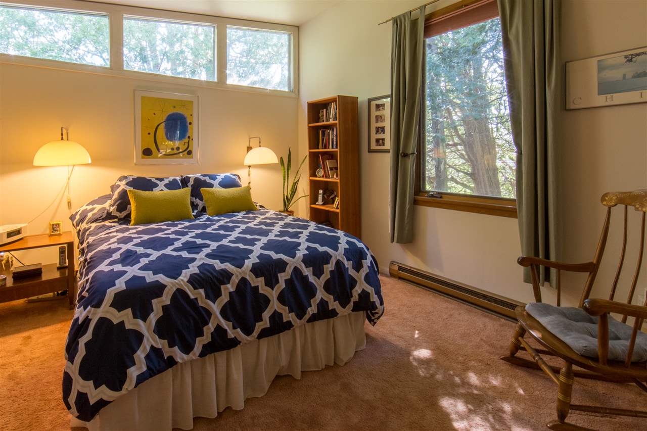 701 Hills Point Road Charlotte, VT 05445 - Photo 24 of 37 Gallery Image 24