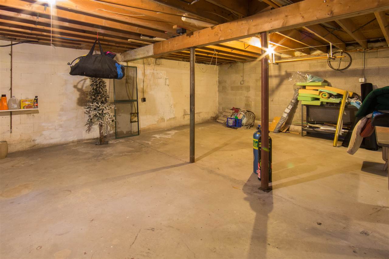 701 Hills Point Road Charlotte, VT 05445 - Photo 28 of 37 Gallery Image 28