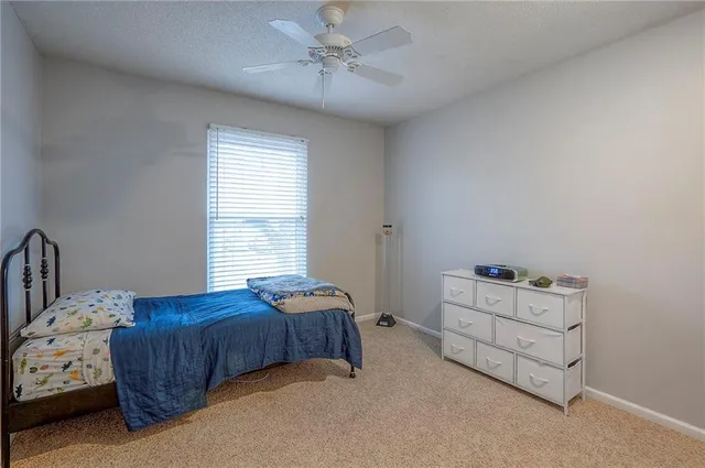 $375,000 | 7809 Long Avenue, Lenexa, KS 66216