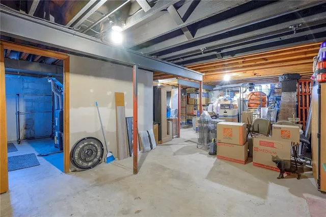 $375,000 | 7809 Long Avenue, Lenexa, KS 66216