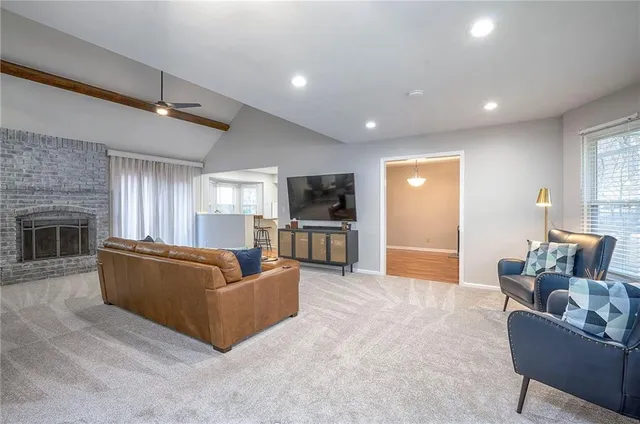 $375,000 | 7809 Long Avenue, Lenexa, KS 66216