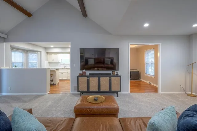 $375,000 | 7809 Long Avenue, Lenexa, KS 66216