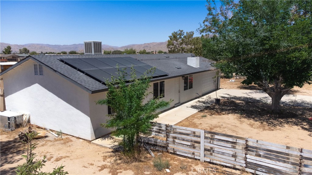 22634 Little Beaver Road Apple Valley, CA 92308 - Photo 2 of 11