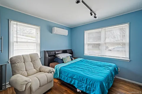 $395,000 | 74 Argyle Drive, Shirley, NY 11967