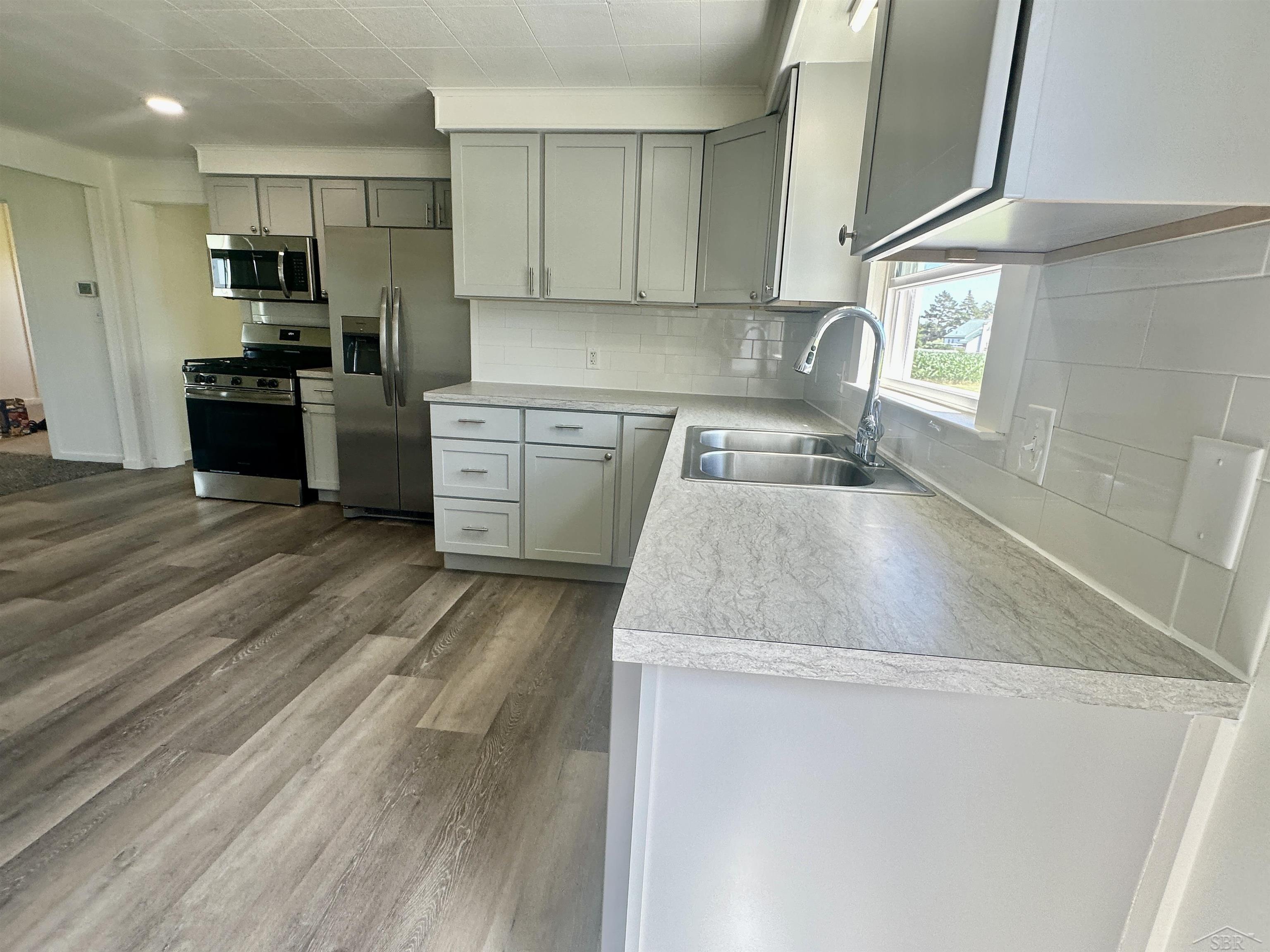 1451 Ruff Road Saginaw, MI 48601 - Photo 10 of 35