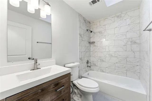 $305,000 | 922 Fox Valley Court, Stone Mountain, GA 30088