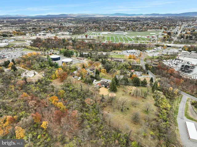 $599,000 | 14 Garden Drive, Carlisle, PA 17013