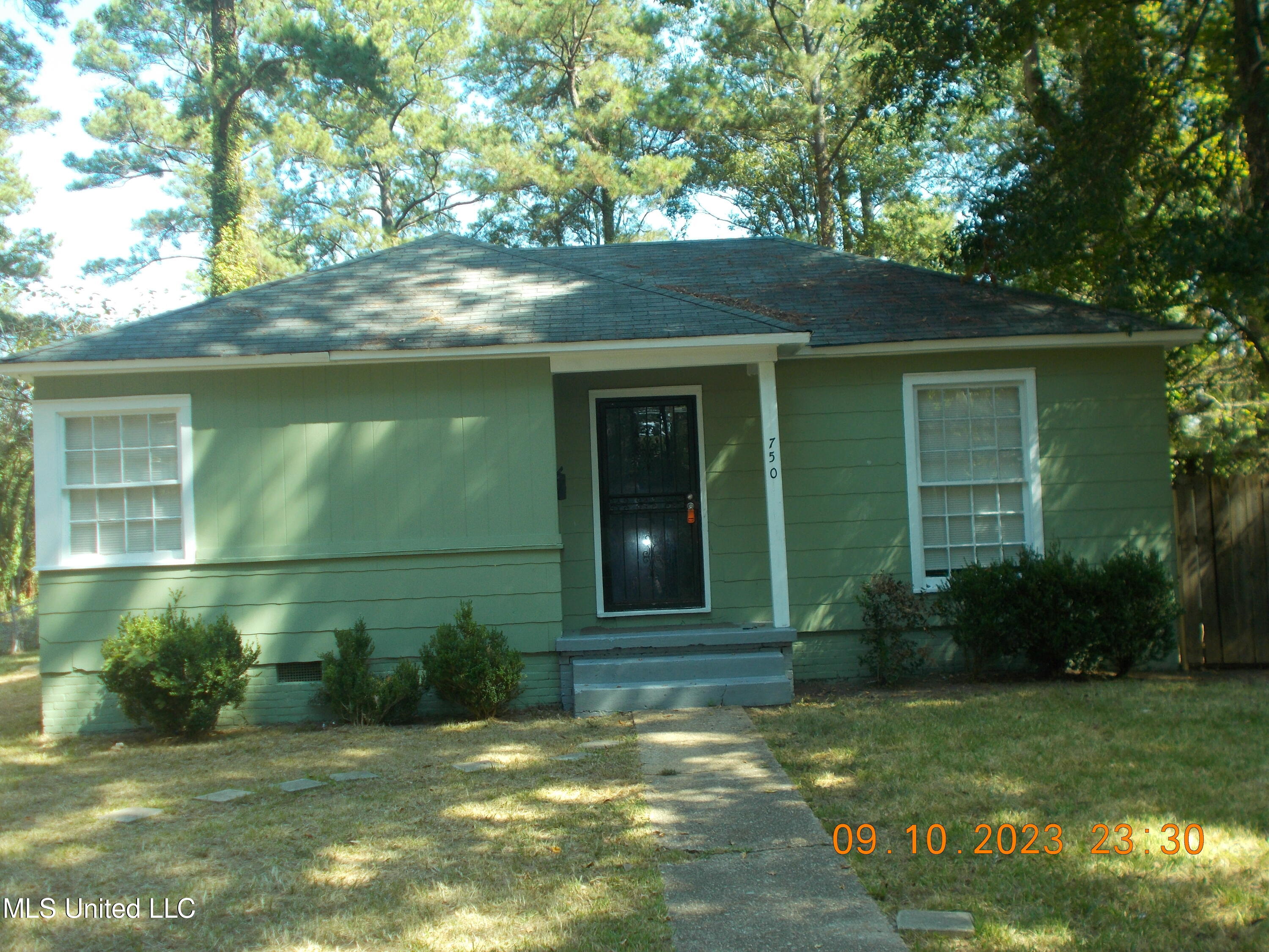 750 Woodbury Road Jackson, MS 39206 - Photo 1 of 11 DSCN6699