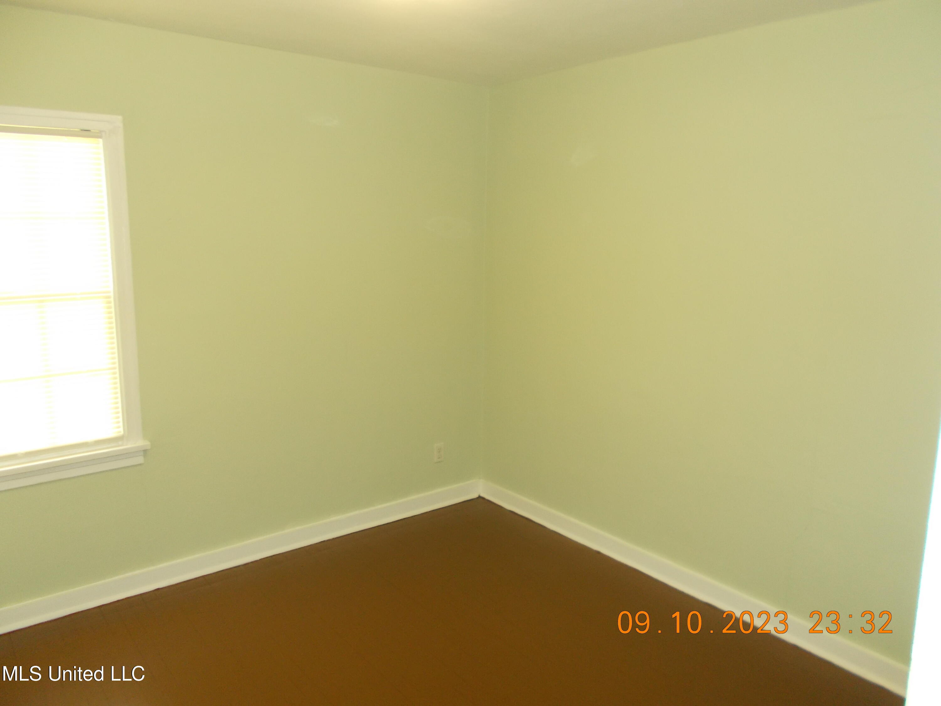 750 Woodbury Road Jackson, MS 39206 - Photo 7 of 11 DSCN6708