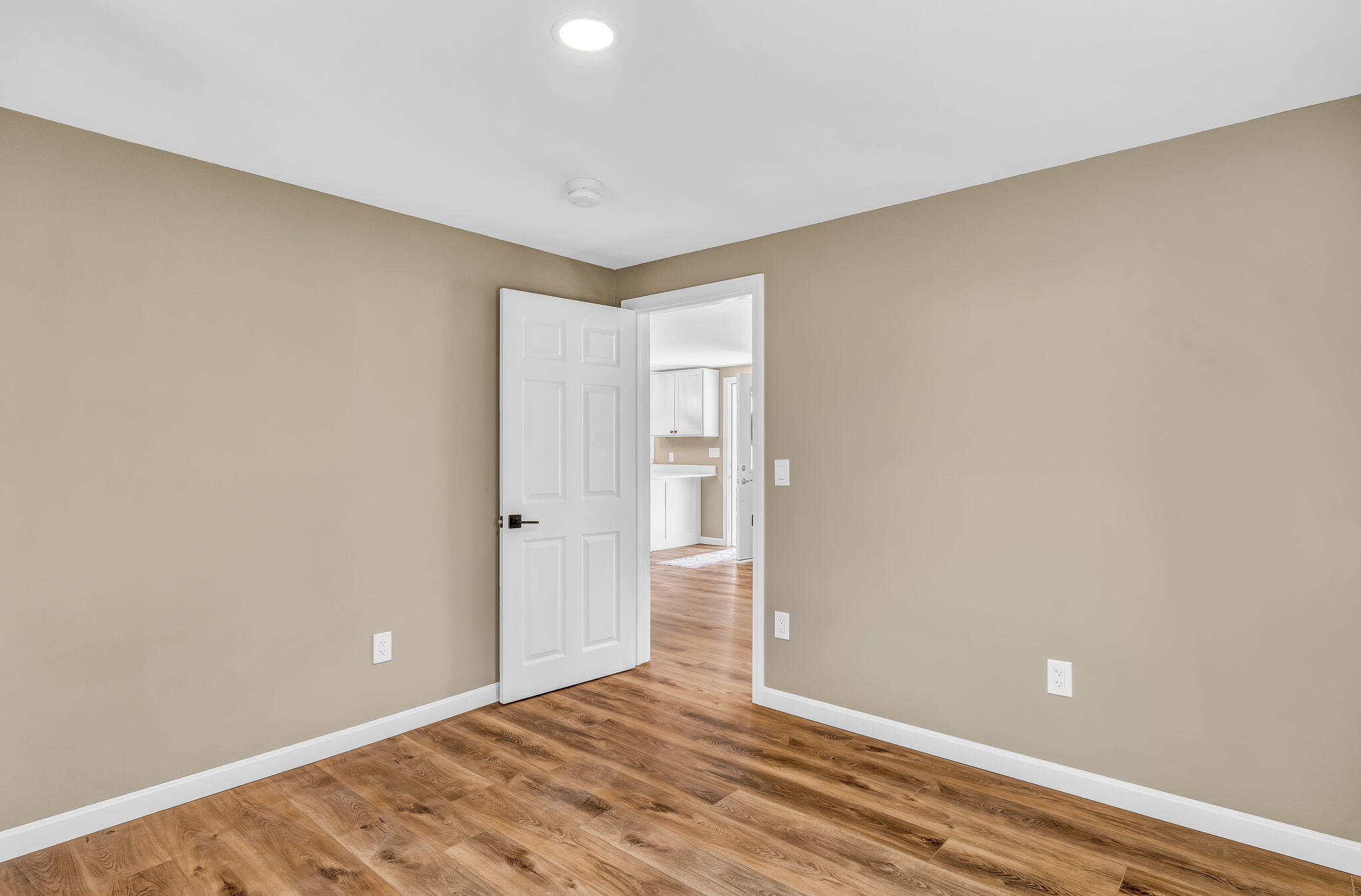 180 Lawrence Street Dover-Foxcroft, ME 04426 - Photo 31 of 45