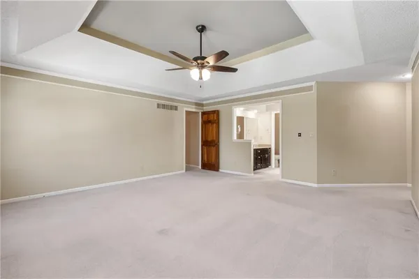 $725,000 | 11600 West 156th Terrace, Overland Park, KS 66221