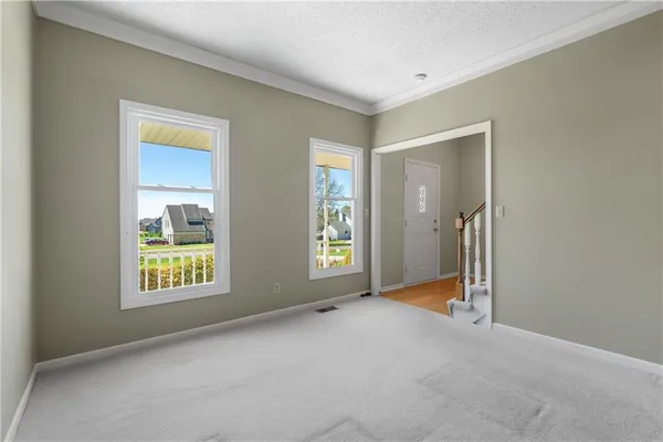 $725,000 | 11600 West 156th Terrace, Overland Park, KS 66221