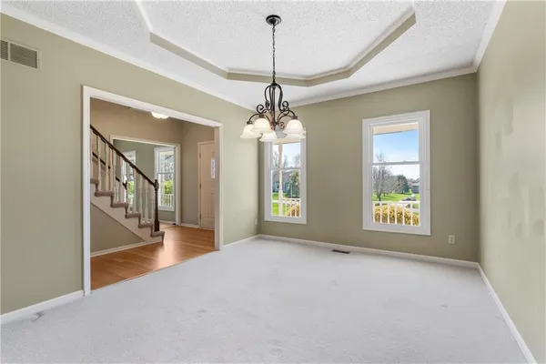 $725,000 | 11600 West 156th Terrace, Overland Park, KS 66221