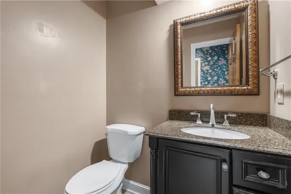 $725,000 | 11600 West 156th Terrace, Overland Park, KS 66221