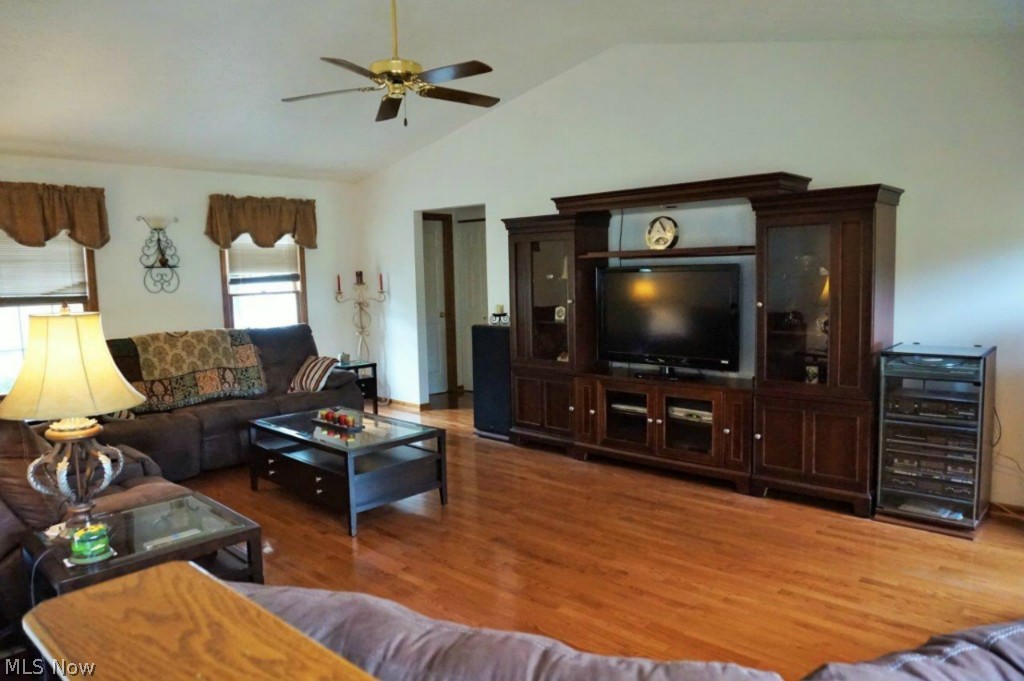 7543 Chaffee Road Northfield, OH 44067 - Photo 9 of 25 Angle of Great Room from Kitchen.