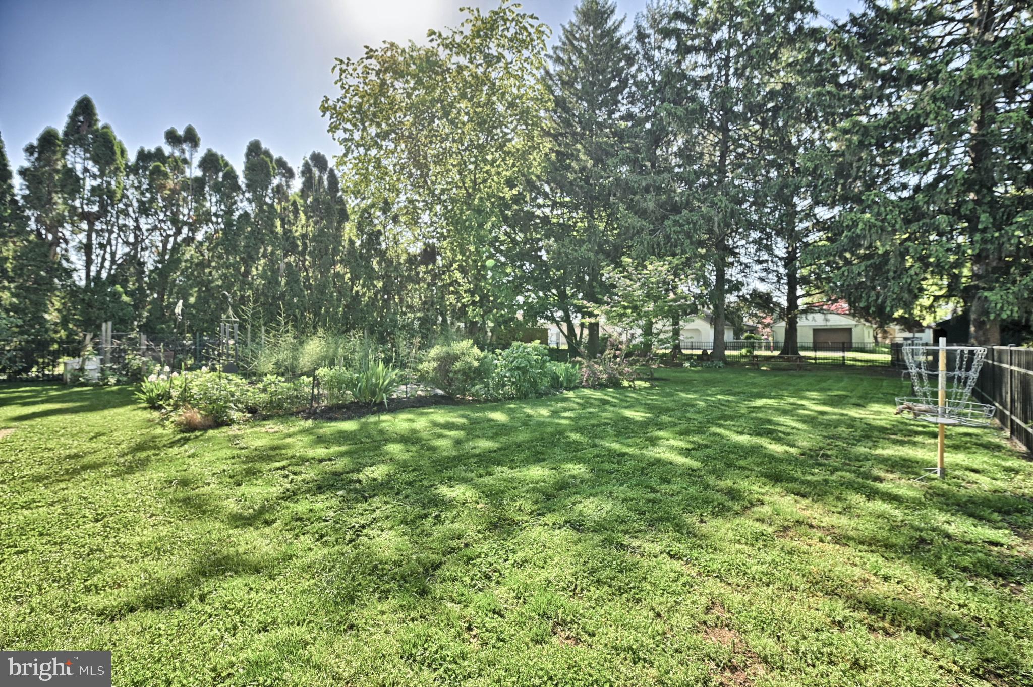 124 Market Street Lititz, PA 17543 - Photo 32 of 35 a view of a park that has large trees