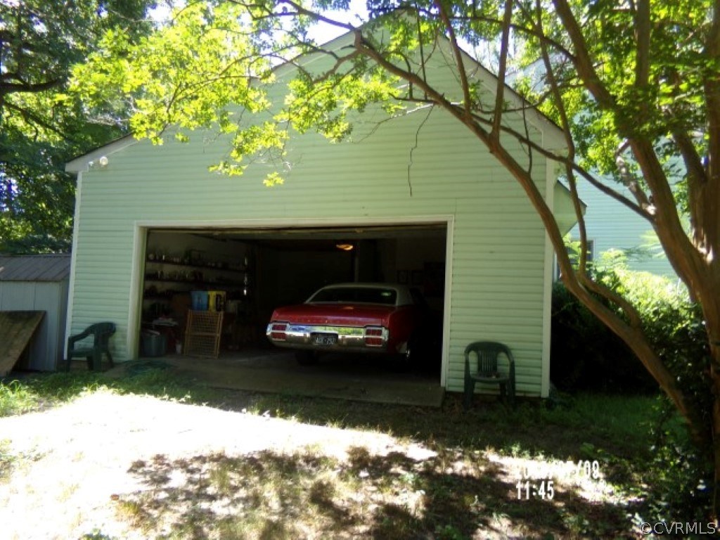 9651 Hopkins Road North Chesterfield, VA 23237 - Photo 3 of 6 Gallery Image 3