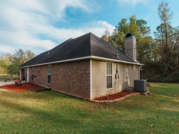 $389,900 | 8720 165th Highway, Woodworth, LA 71485