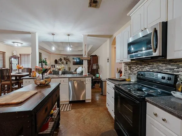 $389,900 | 8720 165th Highway, Woodworth, LA 71485