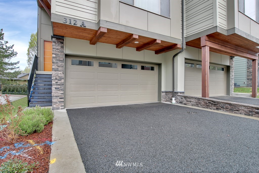 312 South 47th Street, Unit A Renton, WA 98055 - Photo 2 of 20 Gallery Image 2