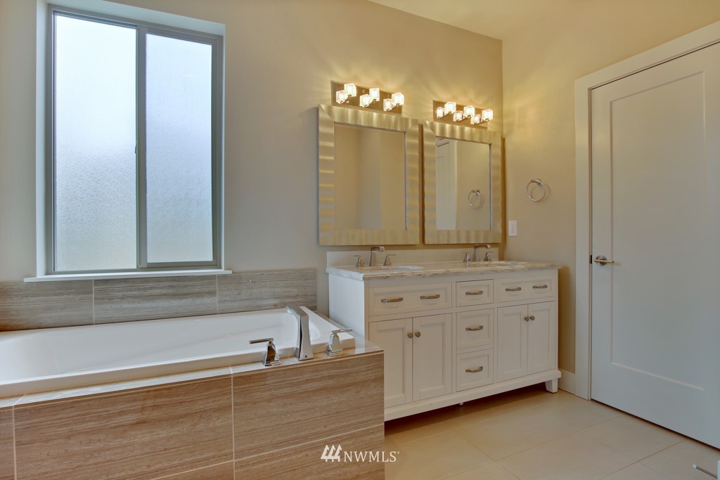 312 South 47th Street, Unit A Renton, WA 98055 - Photo 12 of 20 Gallery Image 12