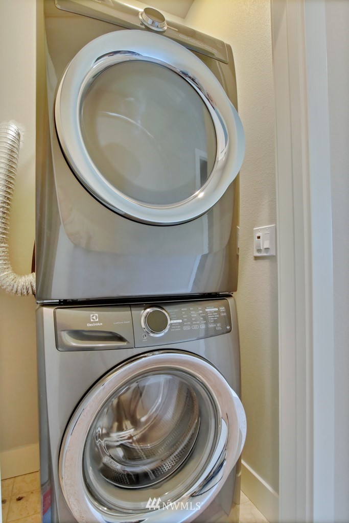 312 South 47th Street, Unit A Renton, WA 98055 - Photo 14 of 20 Gallery Image 14