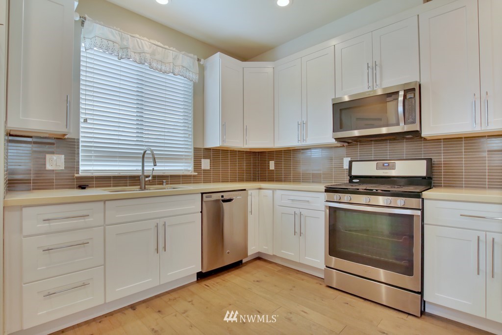 312 South 47th Street, Unit A Renton, WA 98055 - Photo 5 of 20 Gallery Image 5