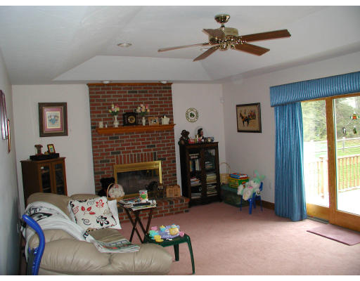 254 Clark Road Lowell, MA 01852 - Photo 6 of 10 Gallery Image 6