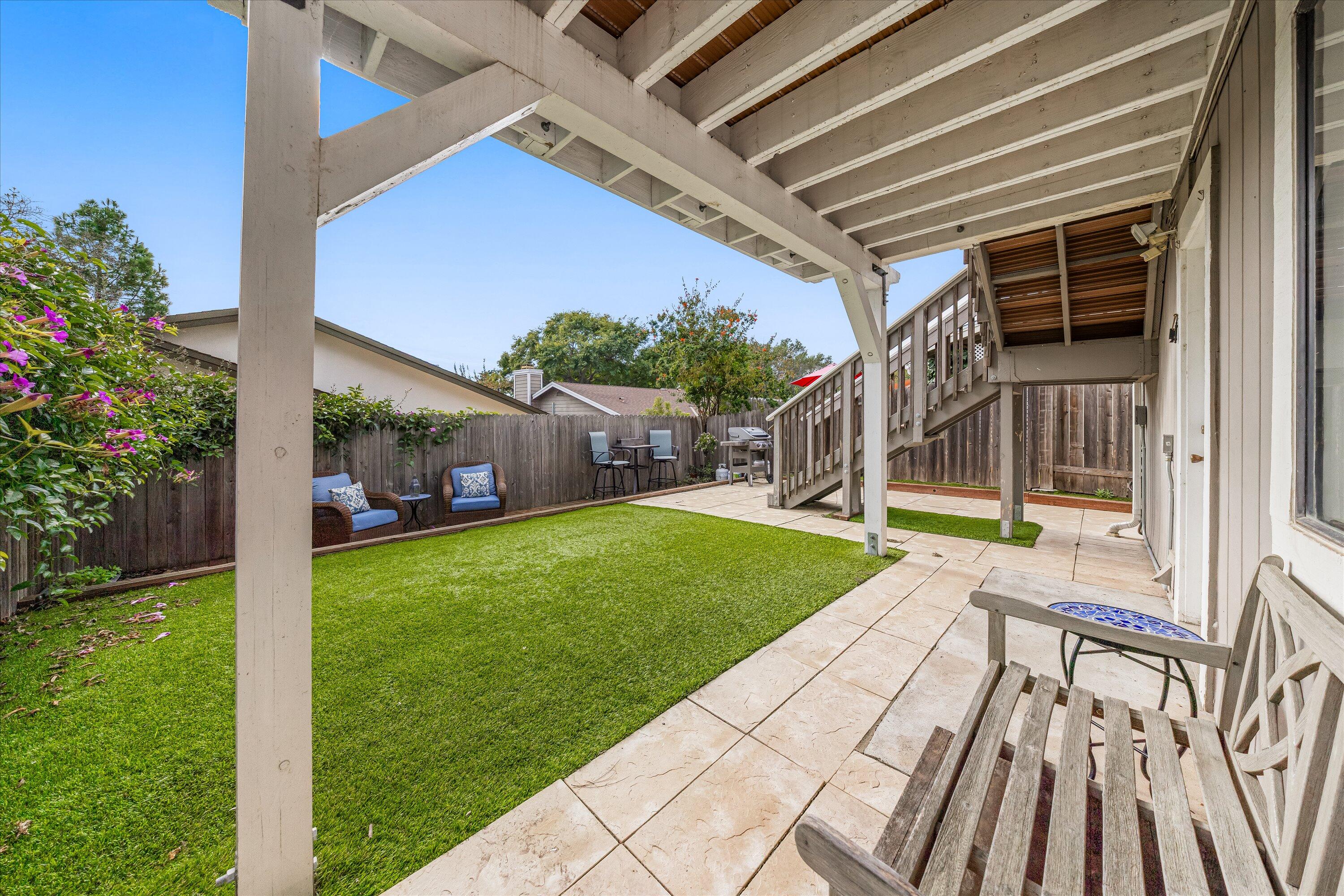 4013 Invierno Drive, Unit B Santa Barbara, CA 93110 - Photo 14 of 15 a house view with a garden space