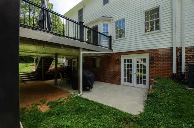 a view of a green field