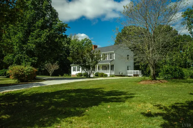 $595,000 | 4232 Spg Grv Road, Appomattox, VA 24522