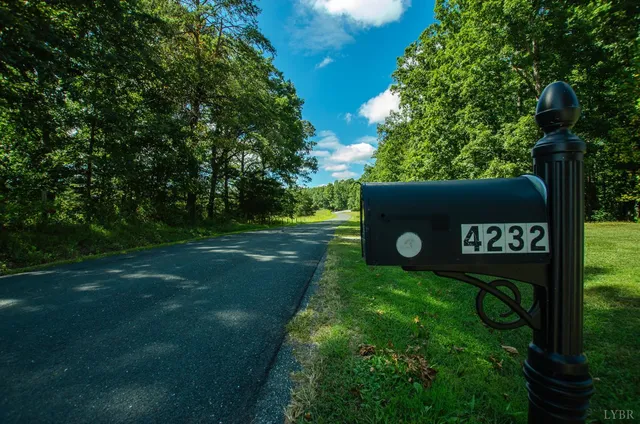 $595,000 | 4232 Spg Grv Road, Appomattox, VA 24522