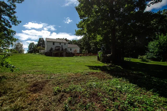 $595,000 | 4232 Spg Grv Road, Appomattox, VA 24522