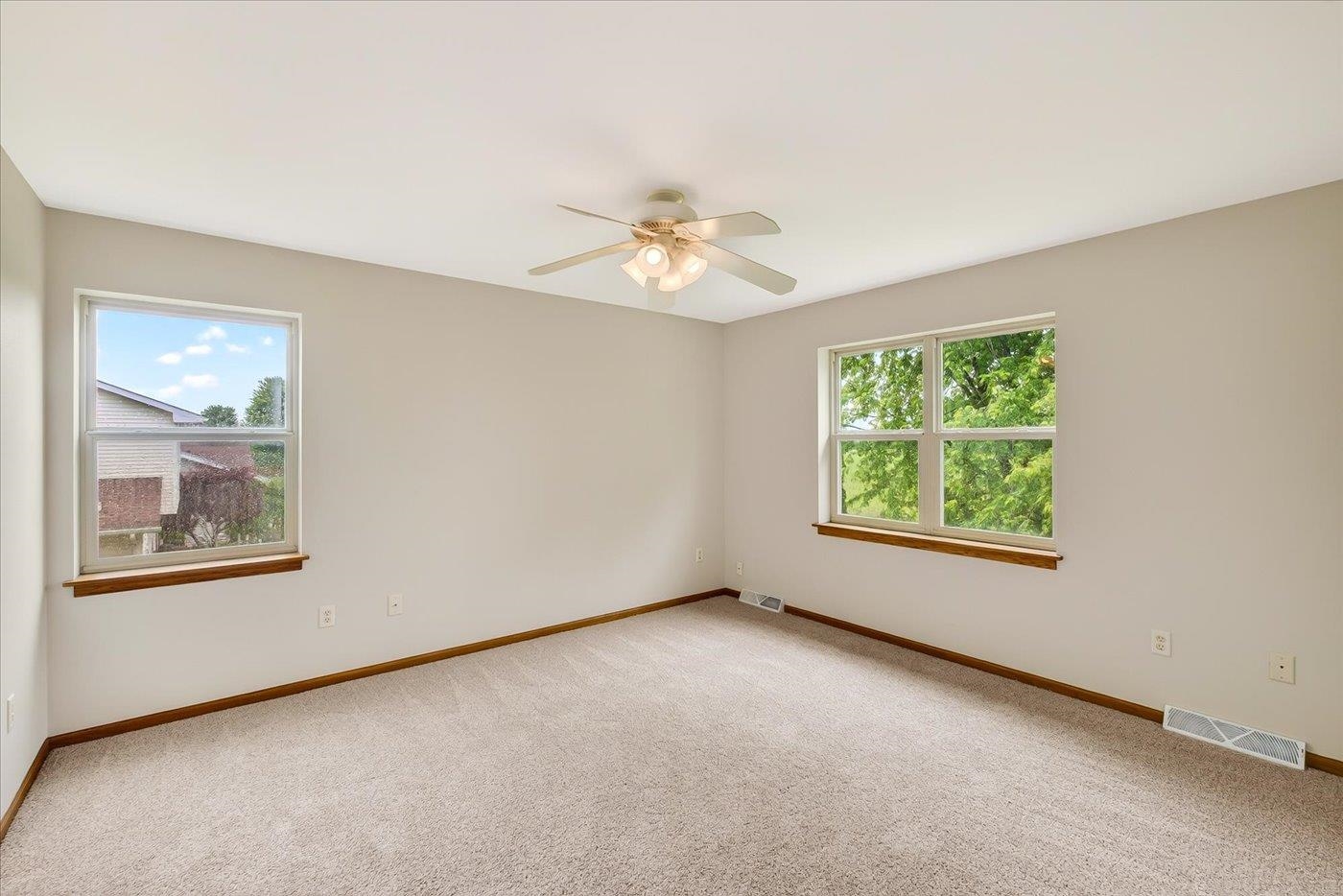 1331 Swordleaf Lane Sun Prairie, WI 53590 - Photo 15 of 29