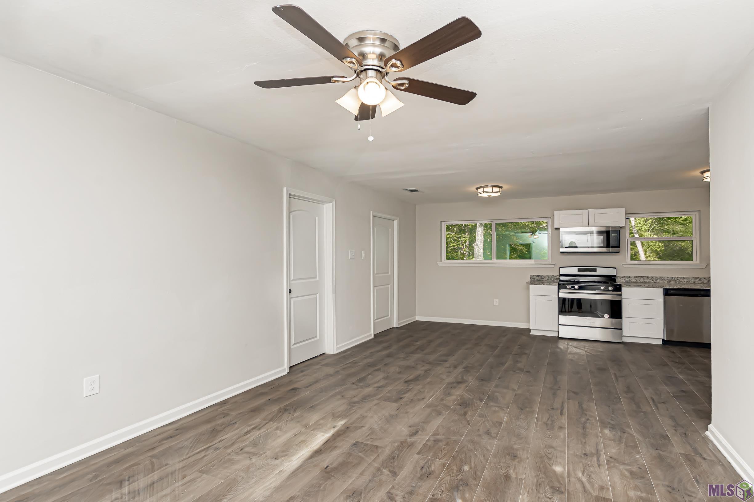 11355 Granberry Street Baton Rouge, LA 70811 - Photo 4 of 22 Gallery Image 4