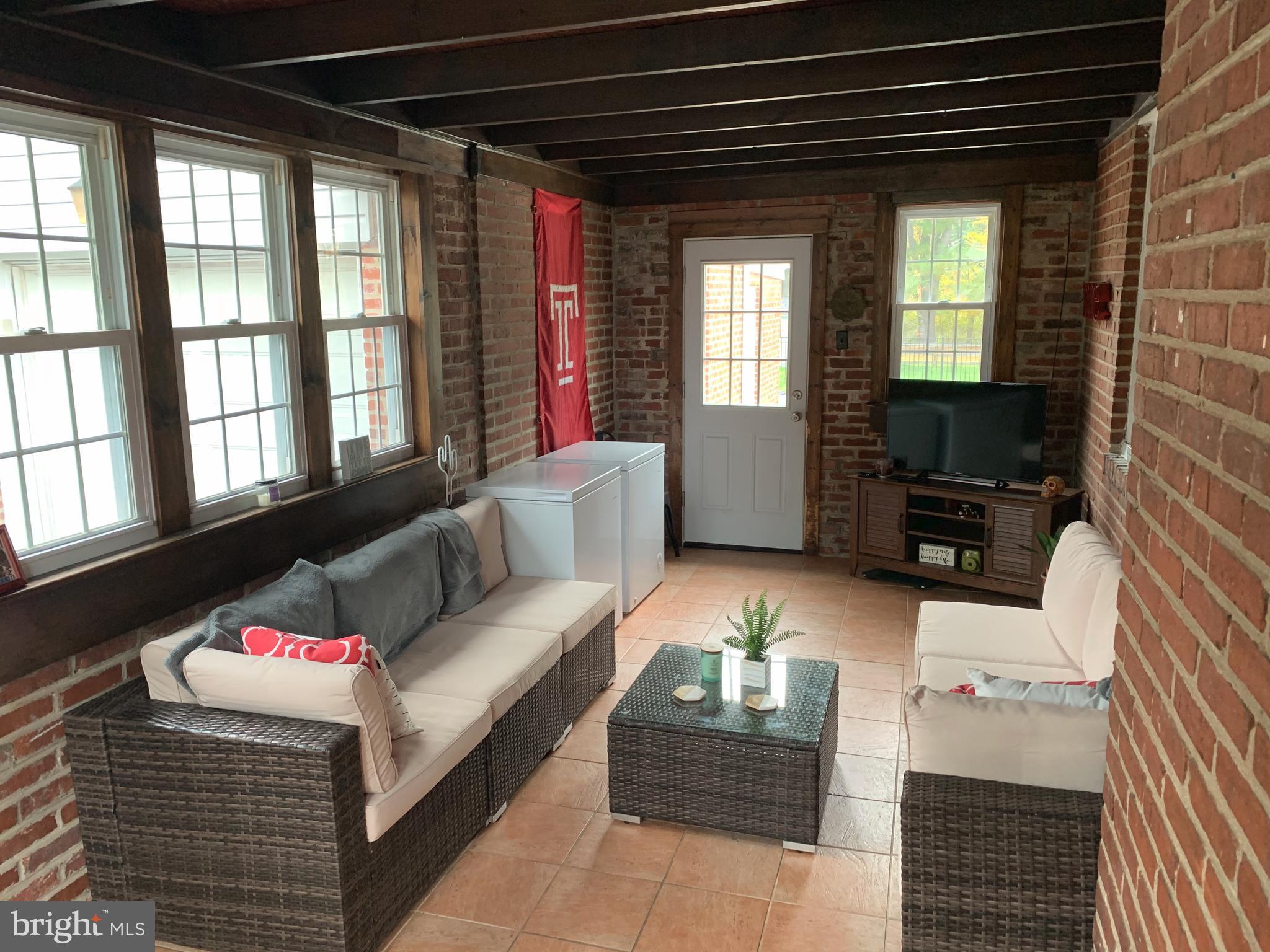 1567 Heather Road Huntingdon Valley, PA 19006 - Photo 3 of 30 Gallery Image 3