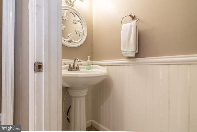1567 Heather Road Huntingdon Valley, PA 19006 - Photo 21 of 30 Gallery Image 21