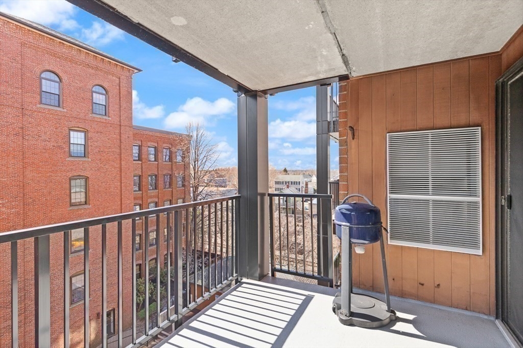 60 Rantoul Street, Unit 514 Beverly, MA 01915 - Photo 17 of 42 Gallery Image 17