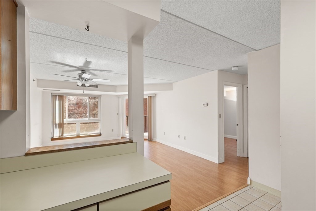 60 Rantoul Street, Unit 514 Beverly, MA 01915 - Photo 33 of 42 Gallery Image 33