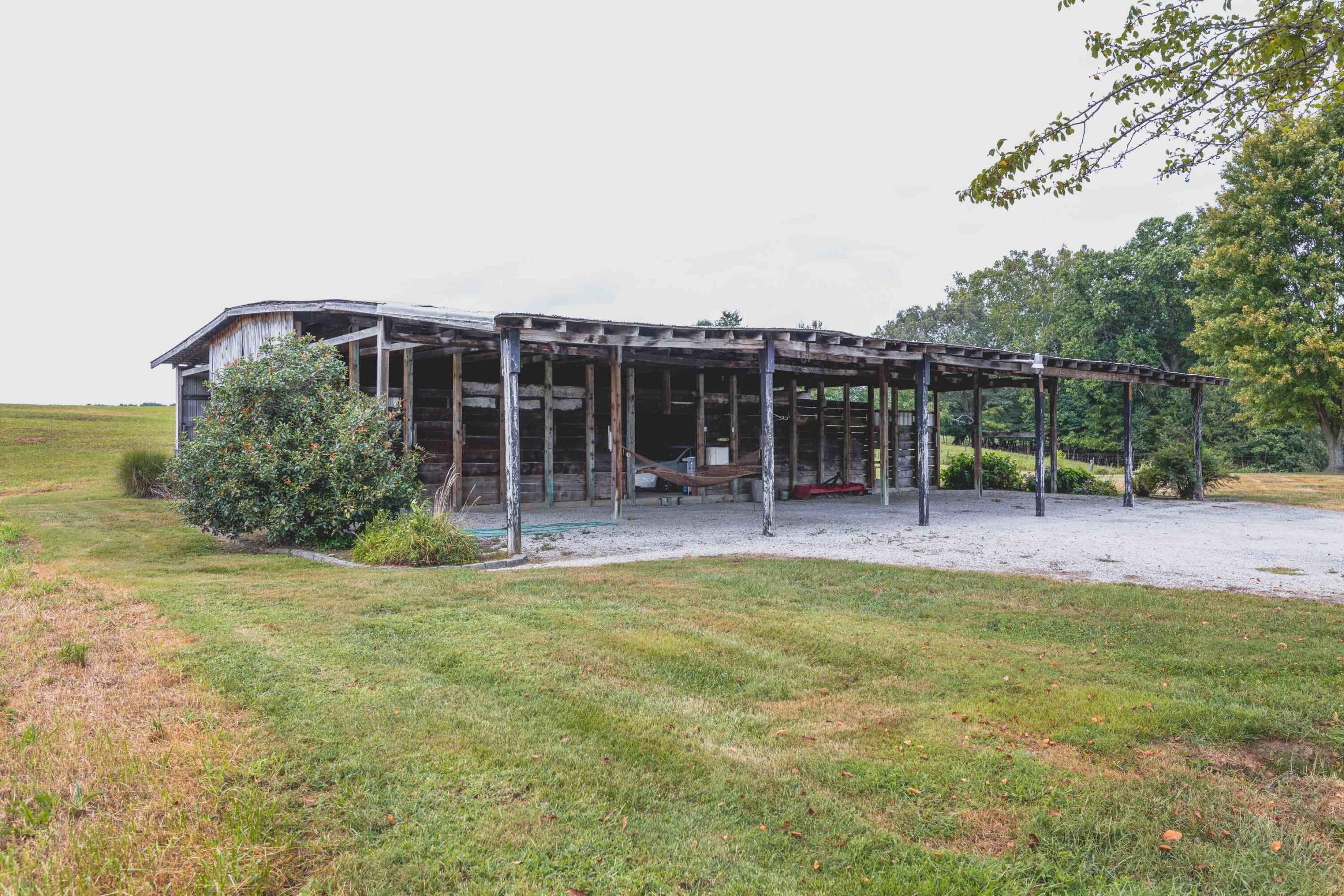 585 Loveless Road Science Hill, KY 42553 - Photo 61 of 76 015