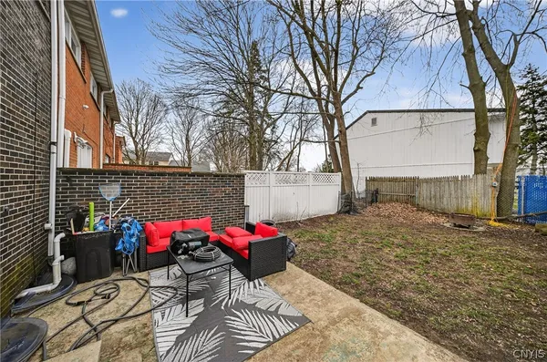 $184,900 | 4312 Candlelight Lane, Clay, NY 13090