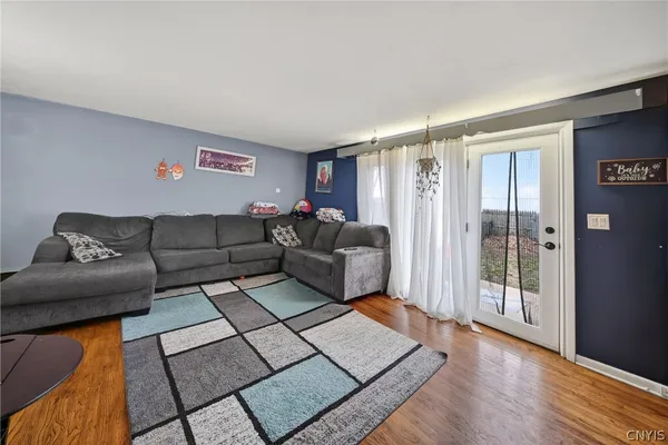 $184,900 | 4312 Candlelight Lane, Clay, NY 13090