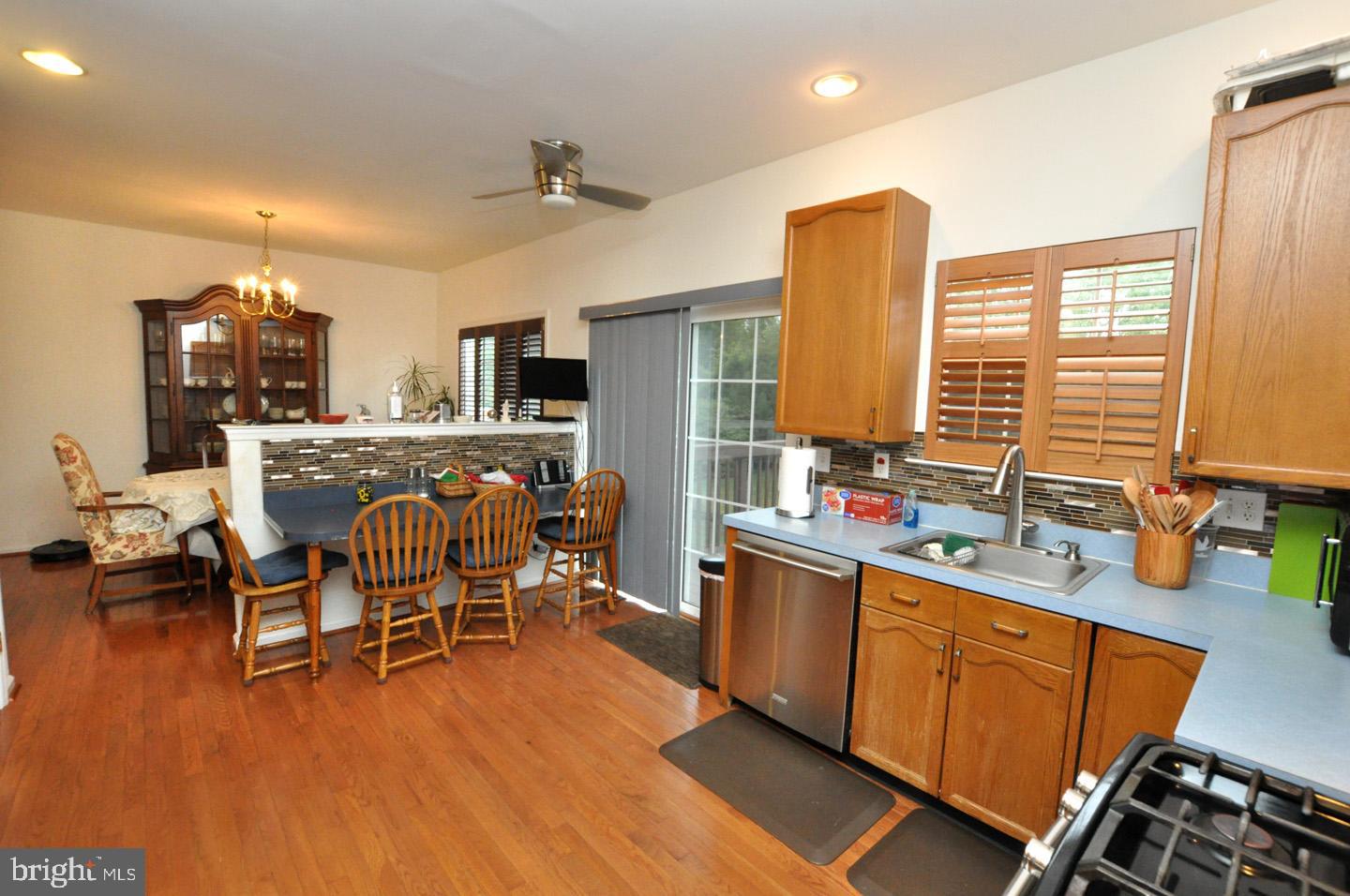 45 Windingbrook Road Bordentown, NJ 08505 - Photo 14 of 28 Kitchen