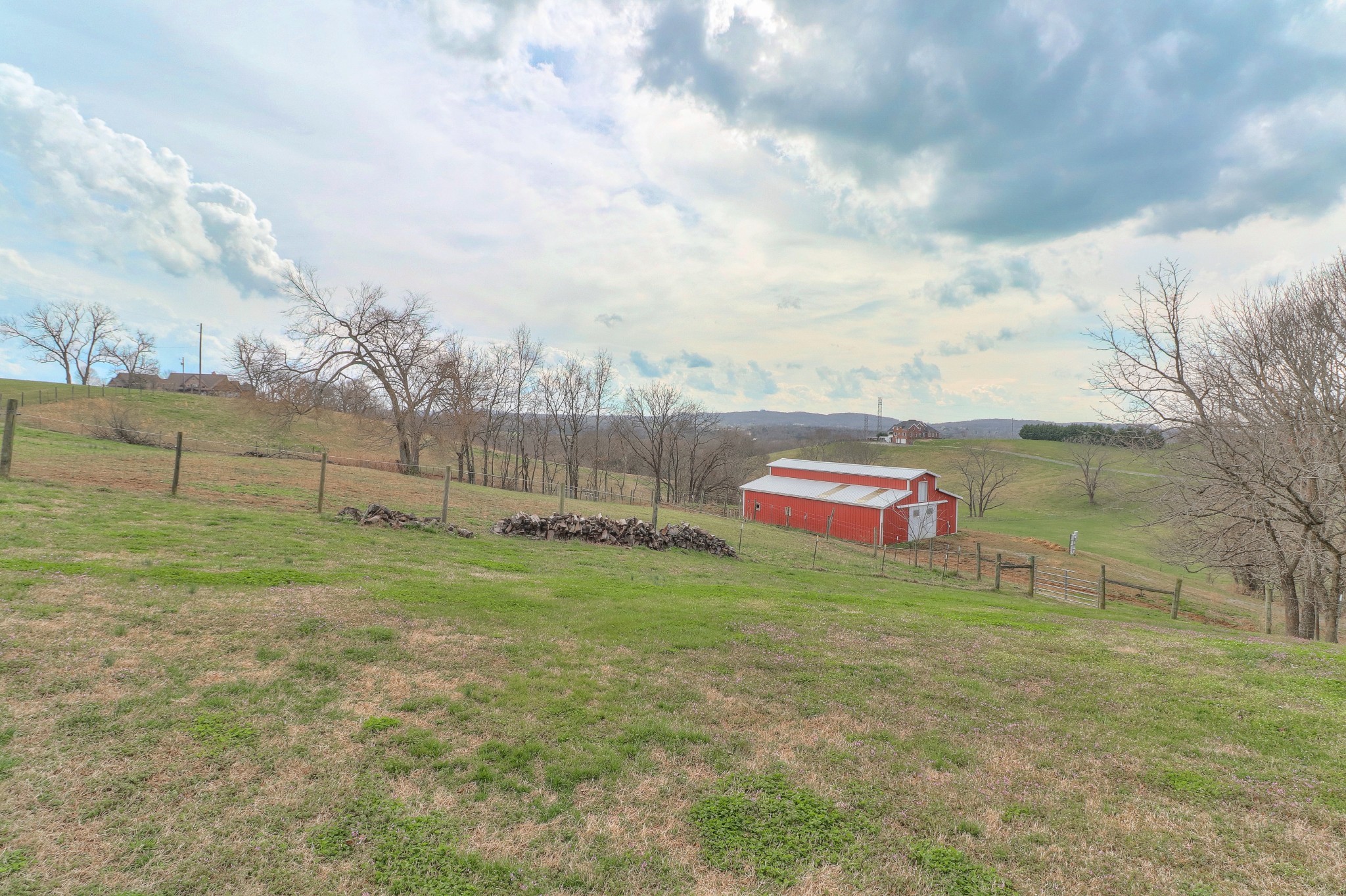 1298 Berea Church Road Lebanon, TN 37087 - Photo 45 of 50 a backyard of a house with lots of green space