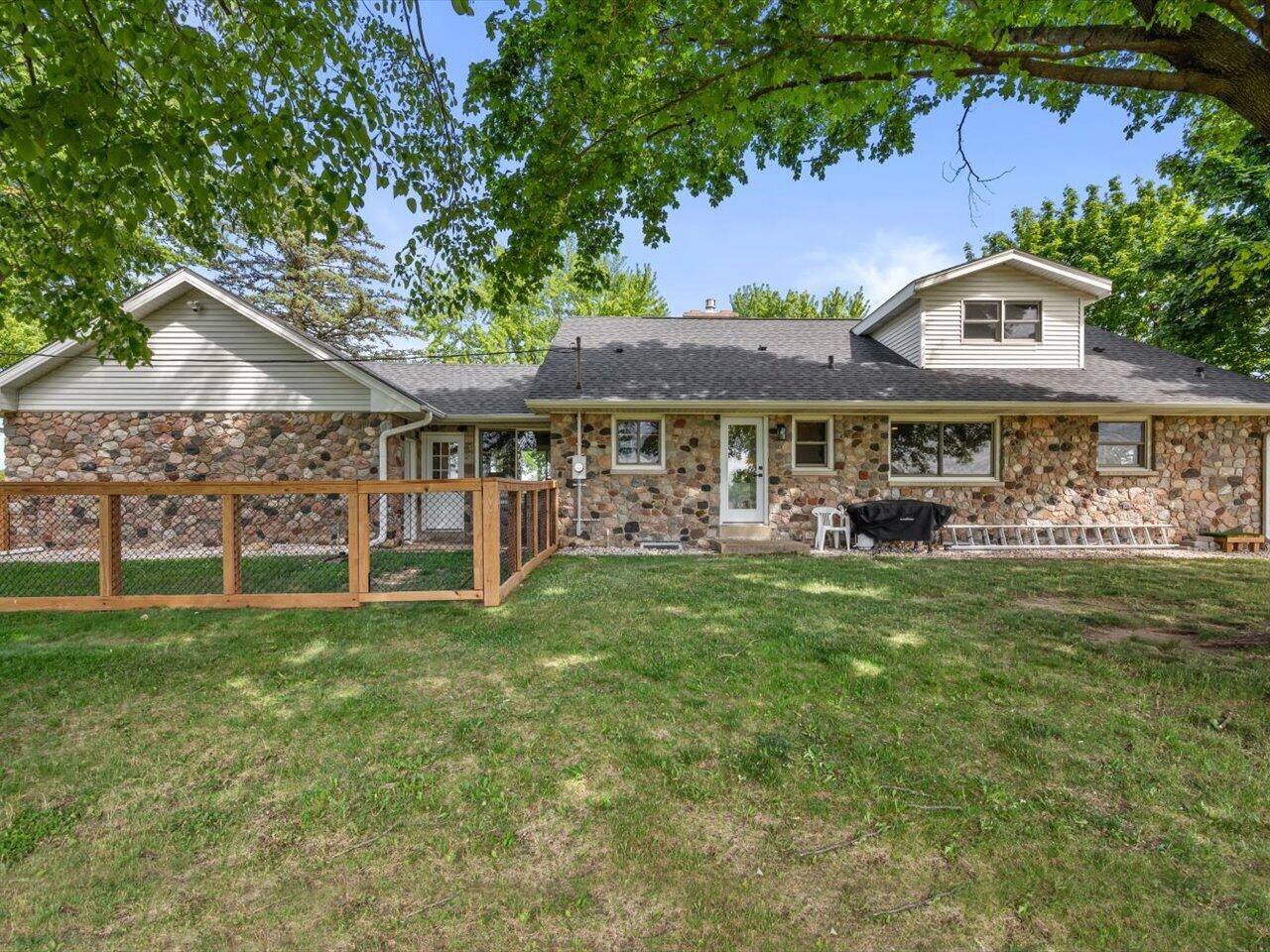 W334-s7837 County Road East Mukwonago, WI 53149 - Photo 31 of 49 29.6