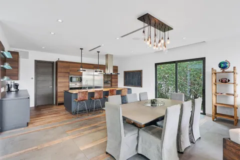 $4,975,000 | 830 Northeast 71st Street, Boca Raton, FL 33487