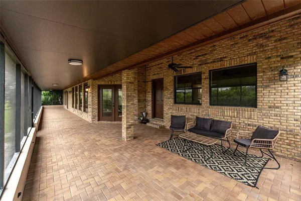 $2,850 | 6151 Silver Oaks Drive, Zephyrhills, FL 33542