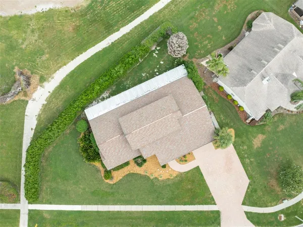 $2,850 | 6151 Silver Oaks Drive, Zephyrhills, FL 33542