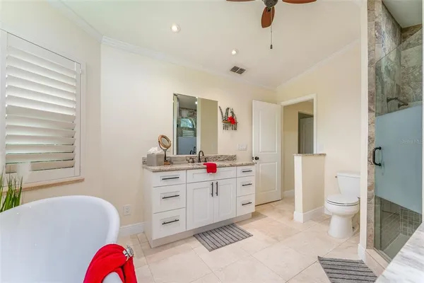 $2,850 | 6151 Silver Oaks Drive, Zephyrhills, FL 33542